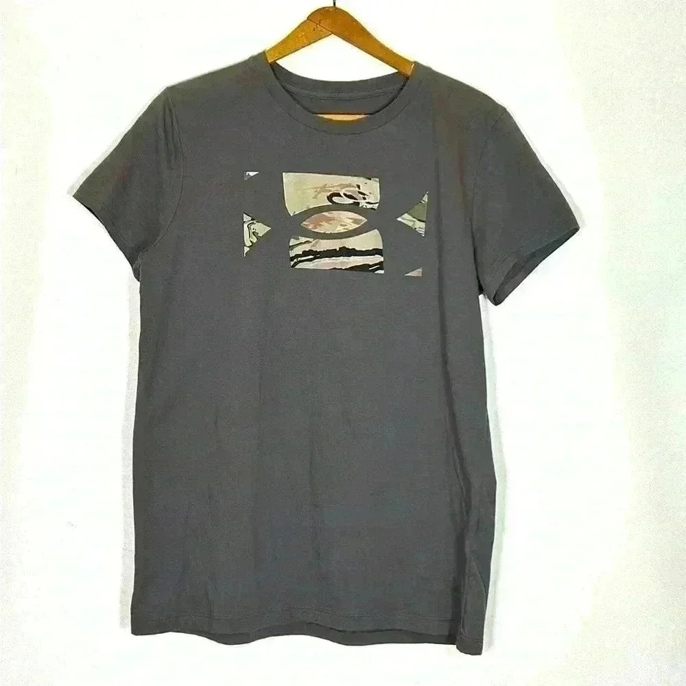Under Armour Men's Size Small T-Shirt Camo Hunt Fish Run Workout Gym Cotton Soft